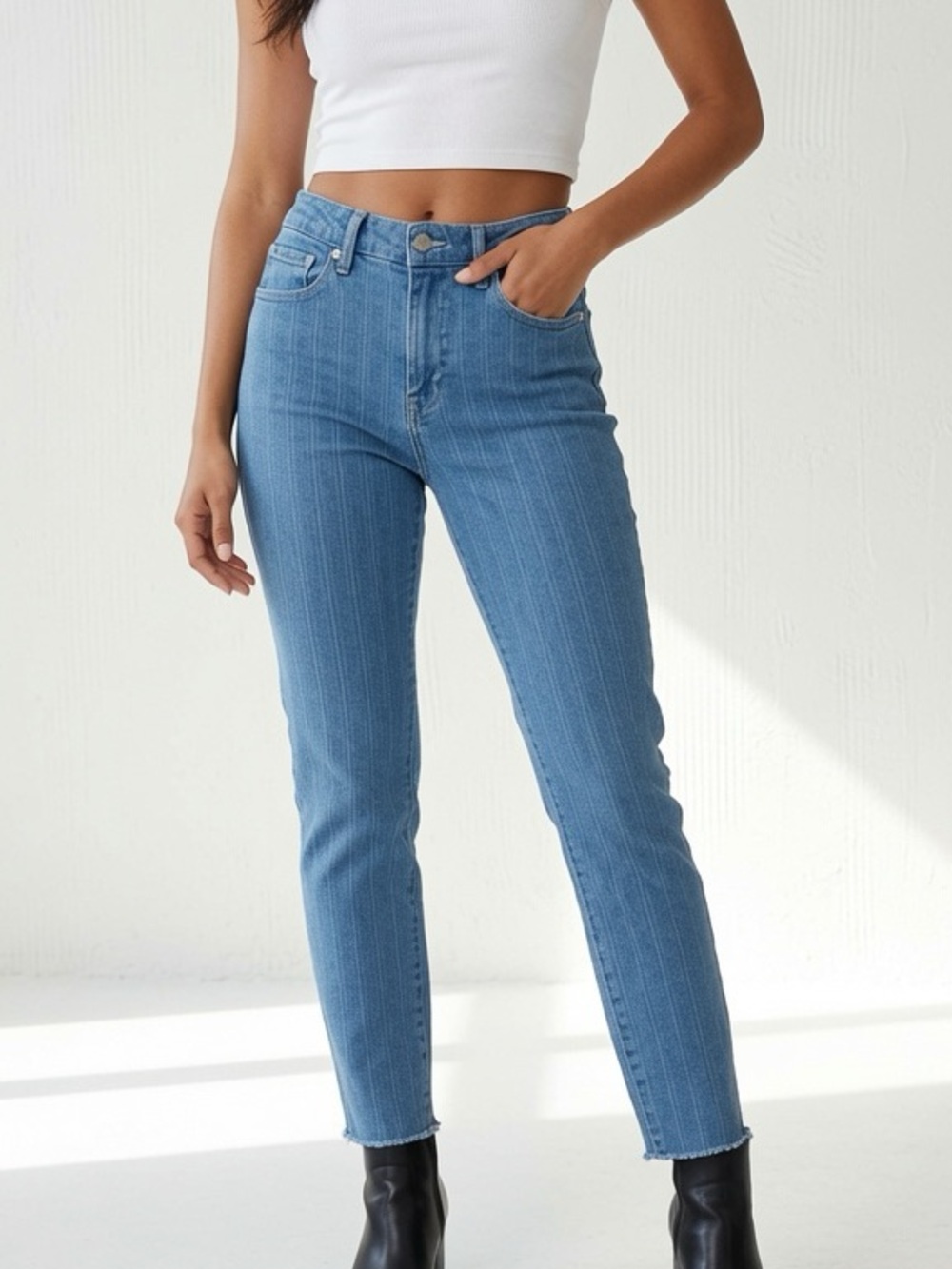 Good American Good Legs Crop Striped Denim 8/29